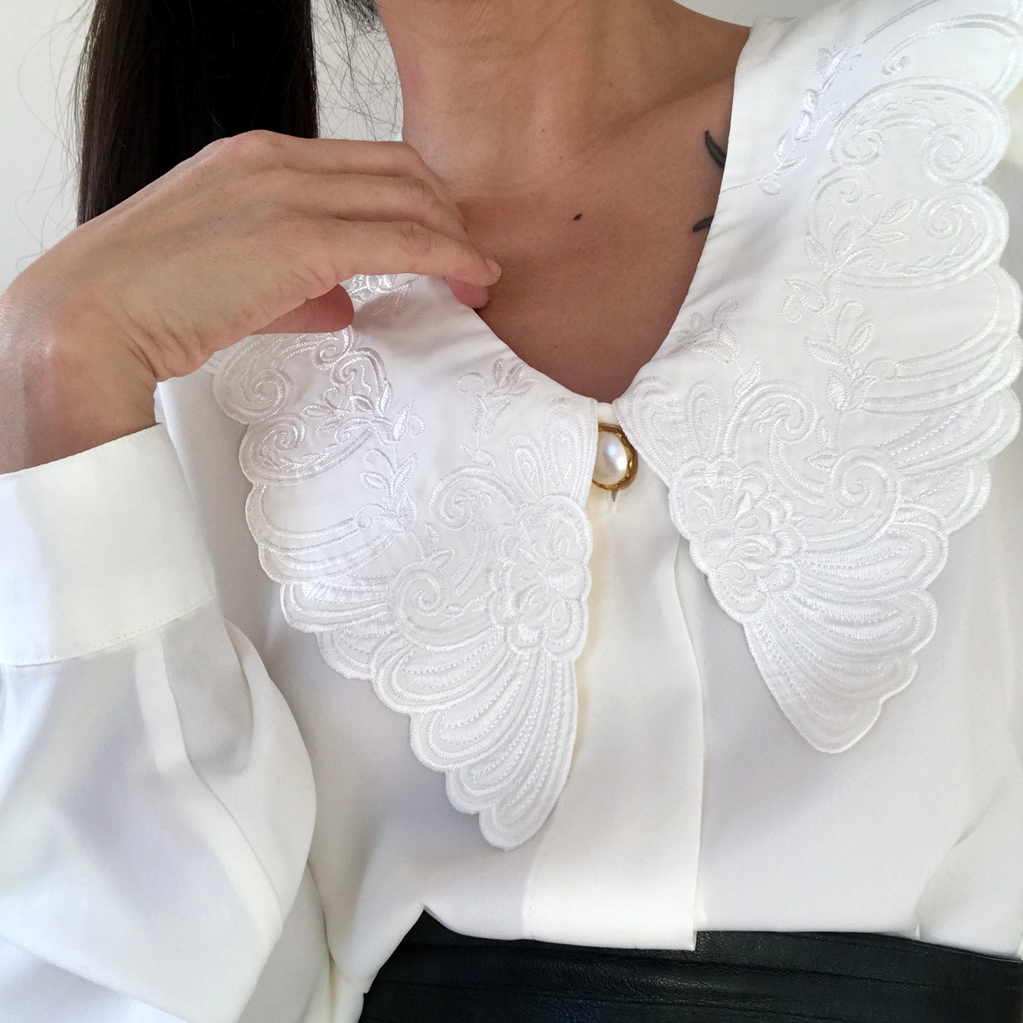 1980s Cream Winged Collared Gold Button Long Sleeve Blouse