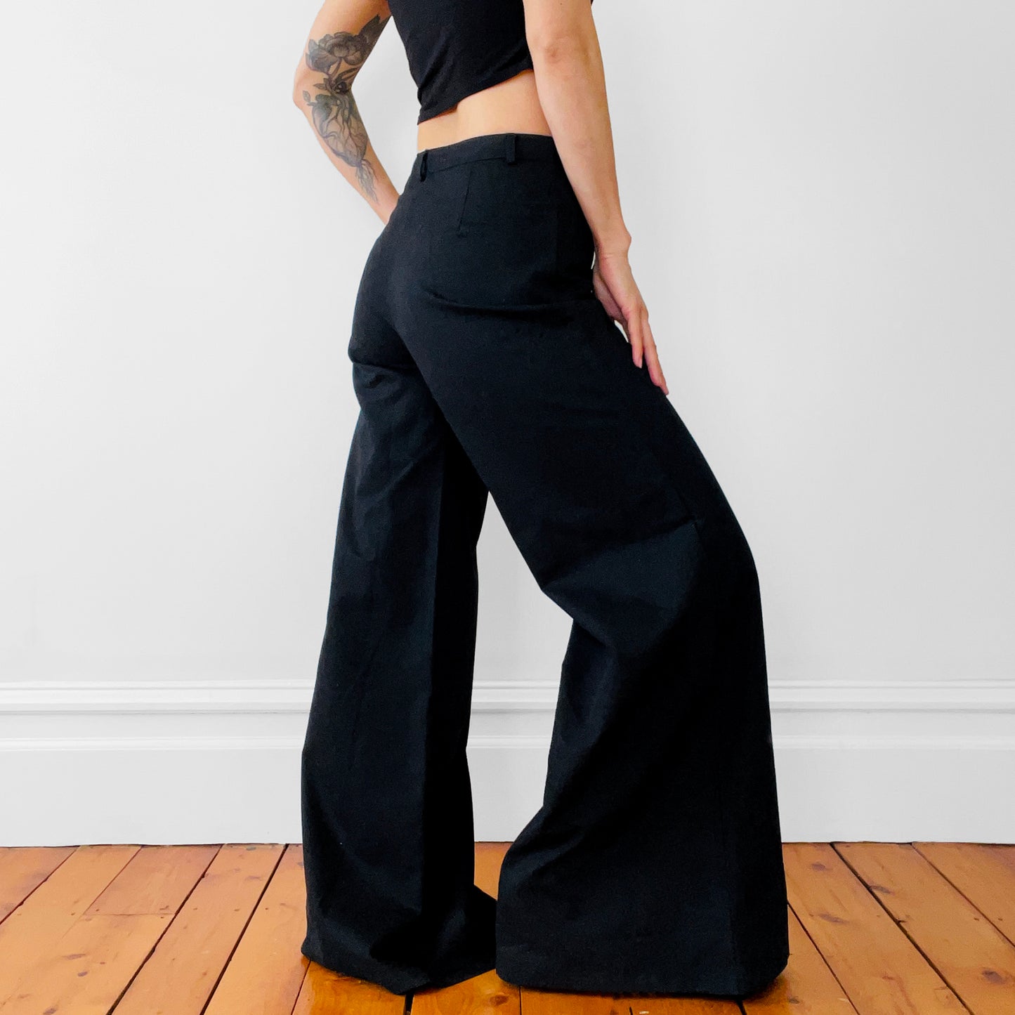 Retro Black 70s Style Wide-Legged High-Waisted Pants