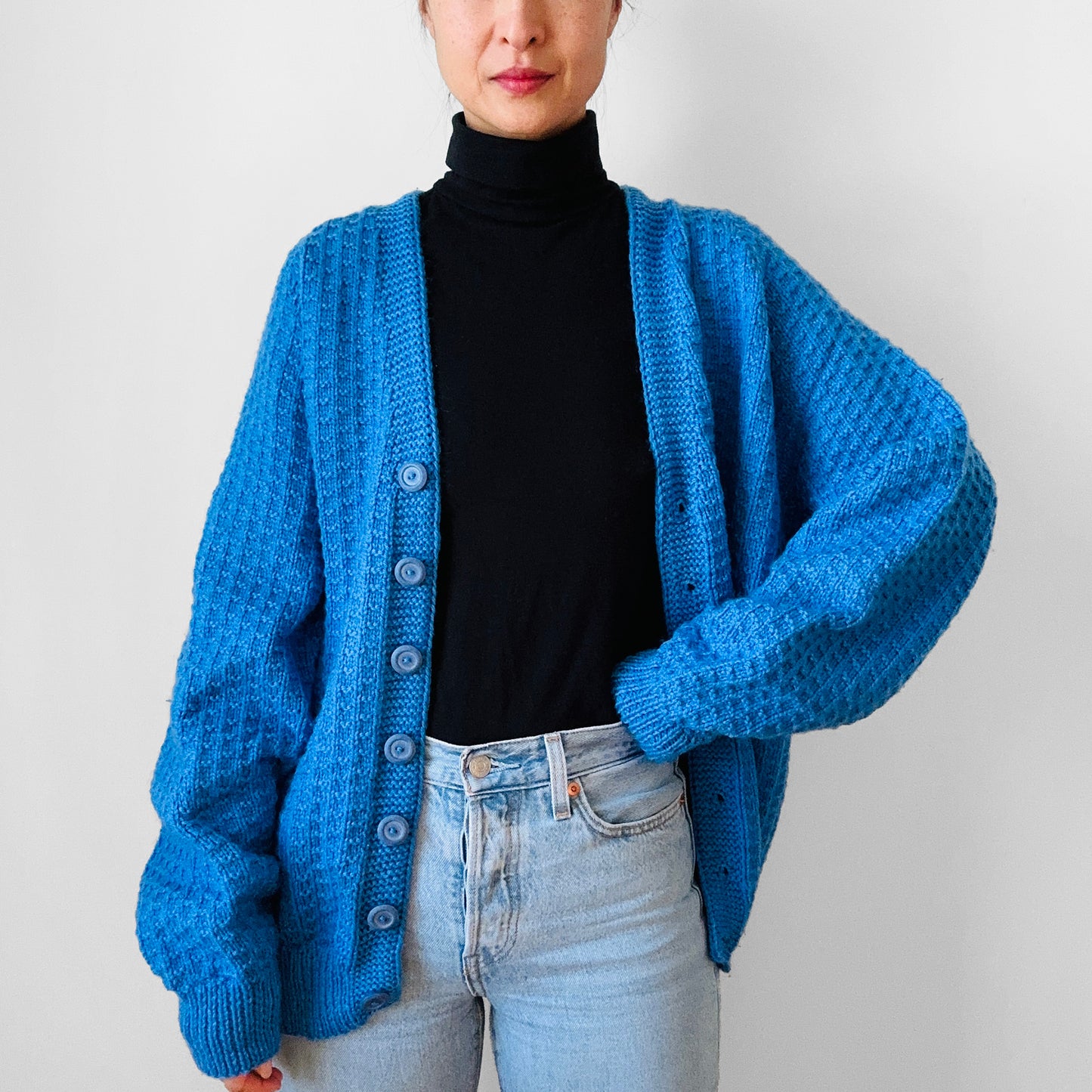 1980s Sky Blue Relaxed Fit Soft Waffle Textured Knit Cardigan Sweater