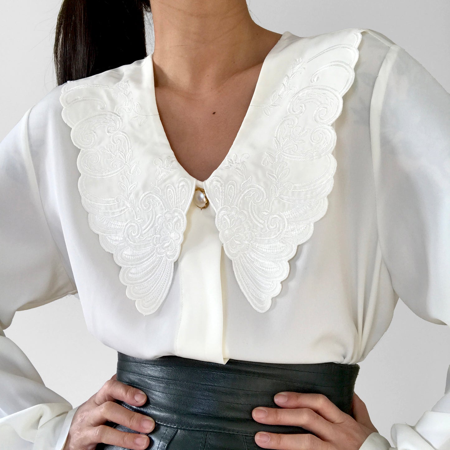 1980s Cream Winged Collared Gold Button Long Sleeve Blouse