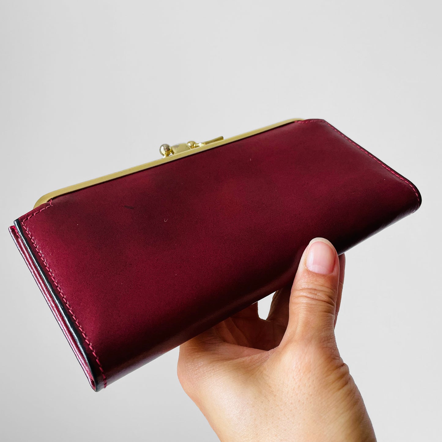 1970s Wine Toned Kiss-Lock Leather Wallet