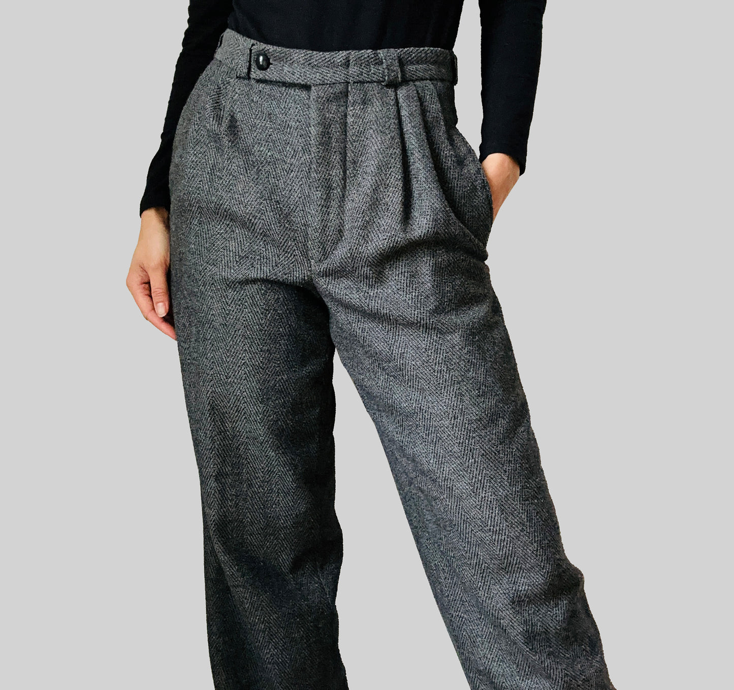 1980s Charcoal Grey Wool Blend Tweed Pleated Waist High-Waisted Trousers - Waist 28