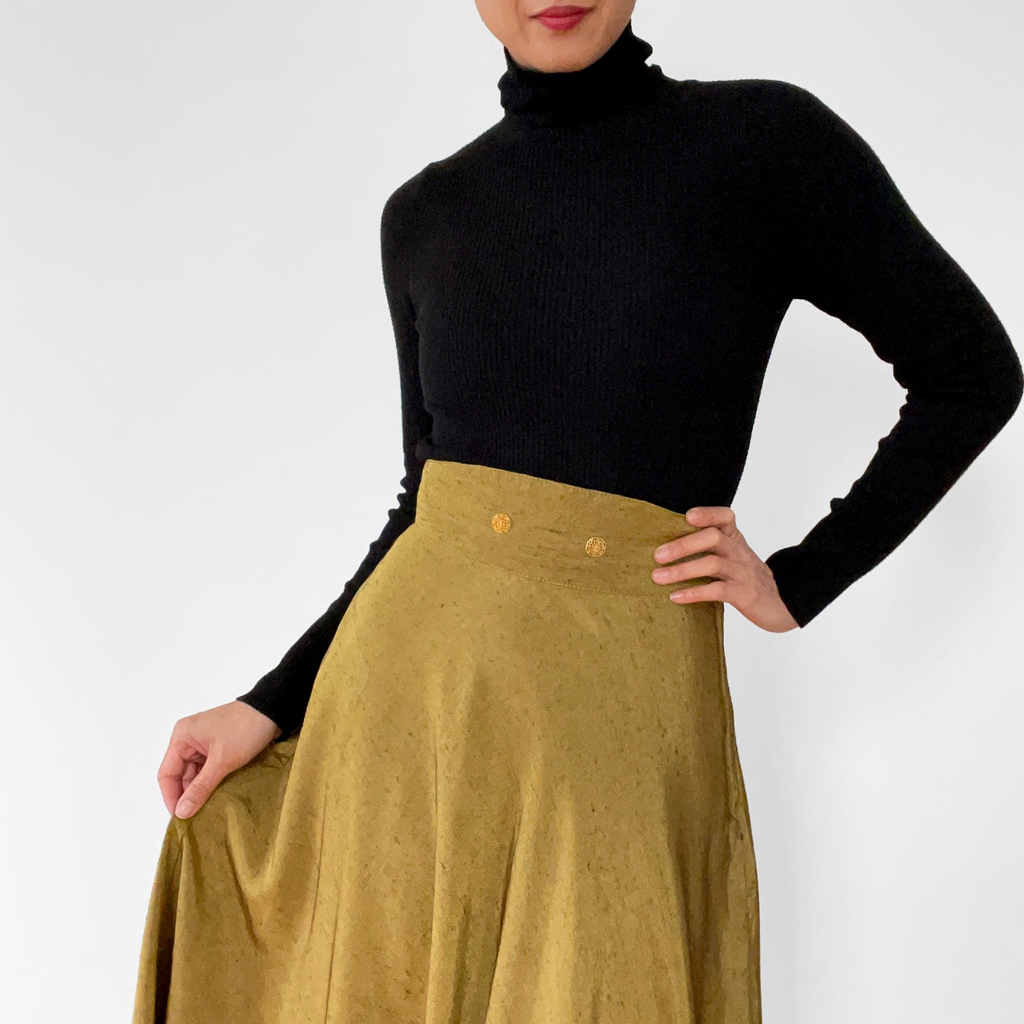 1980s Moss Yellow High-Waisted Fit and Flare Midi-Length Skirt