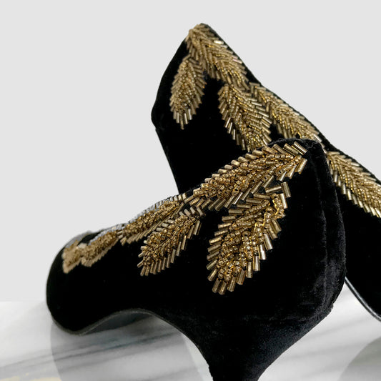 1960s Black Velvet Leaf Beaded Pump