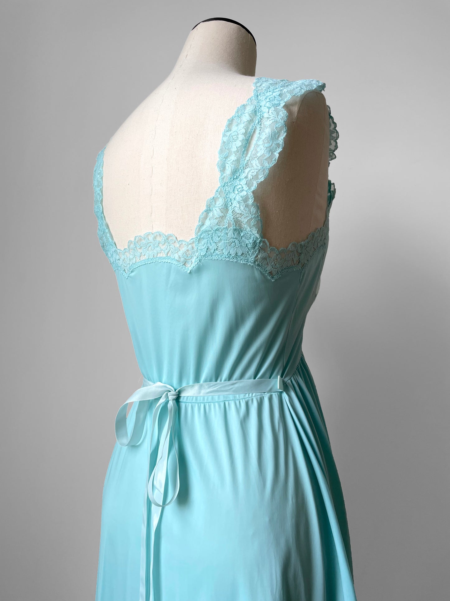 1960s Blue Turquoise Lace Sweetheart Neck Belted Slip Night Dress - S/M