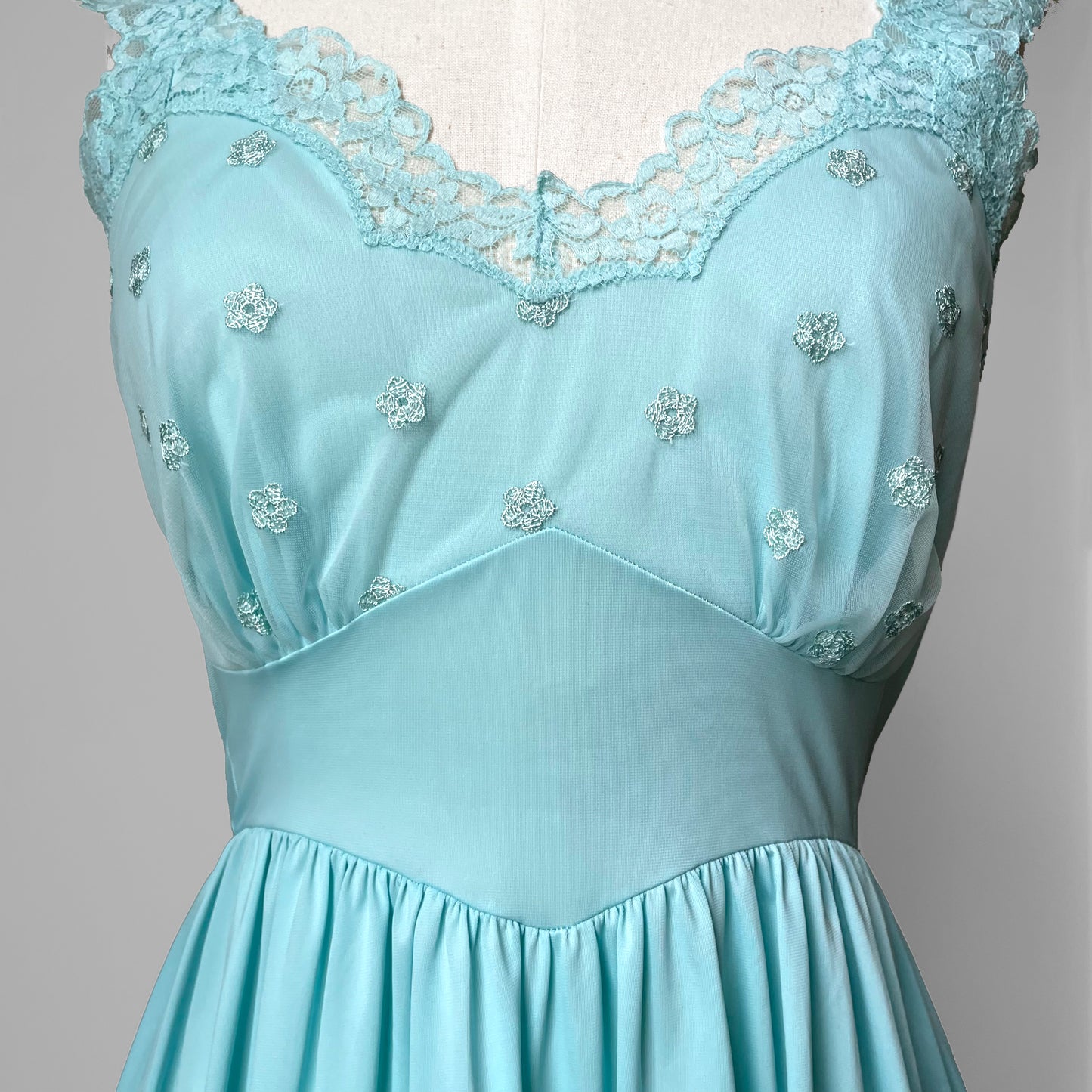 1960s Blue Turquoise Lace Sweetheart Neck Belted Slip Night Dress - S/M