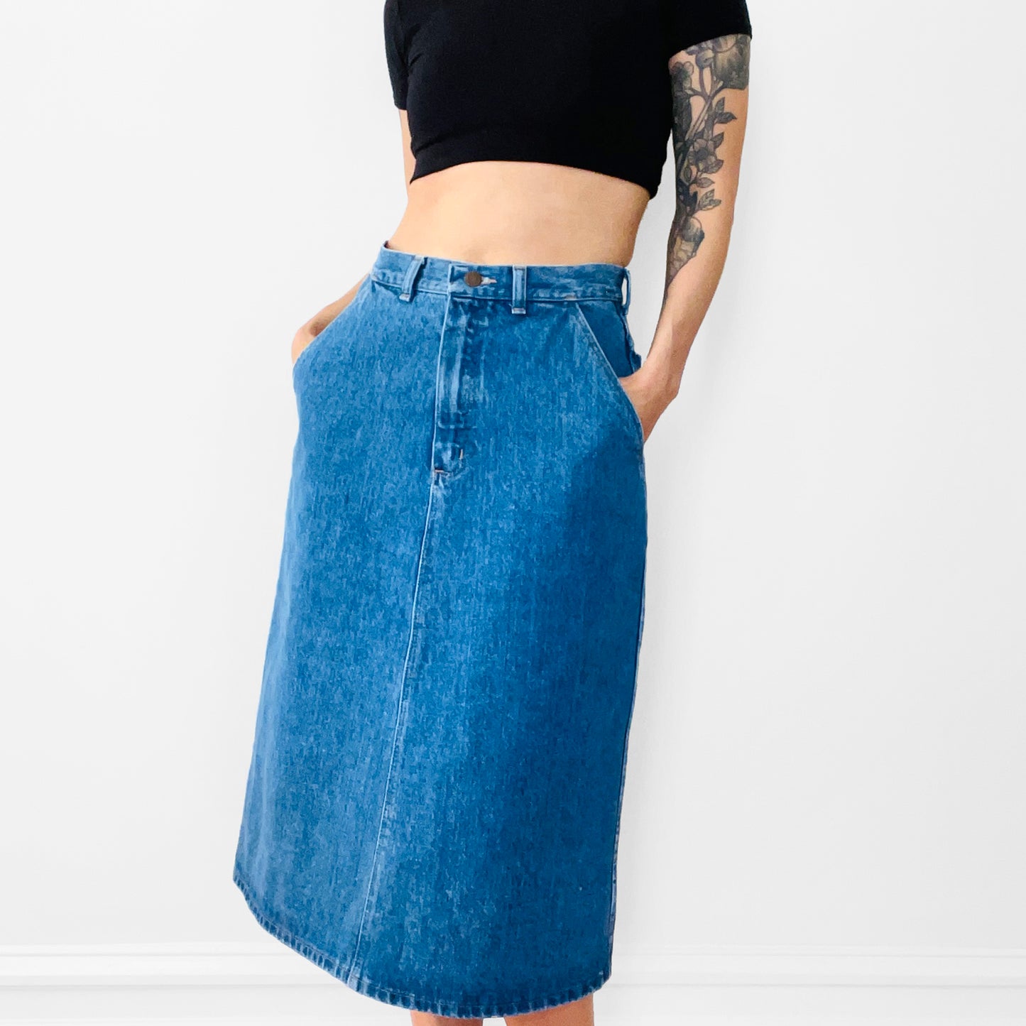 1970s WRANGLER High-Waisted Aline Denim Jean Skirt - Waist 27.5