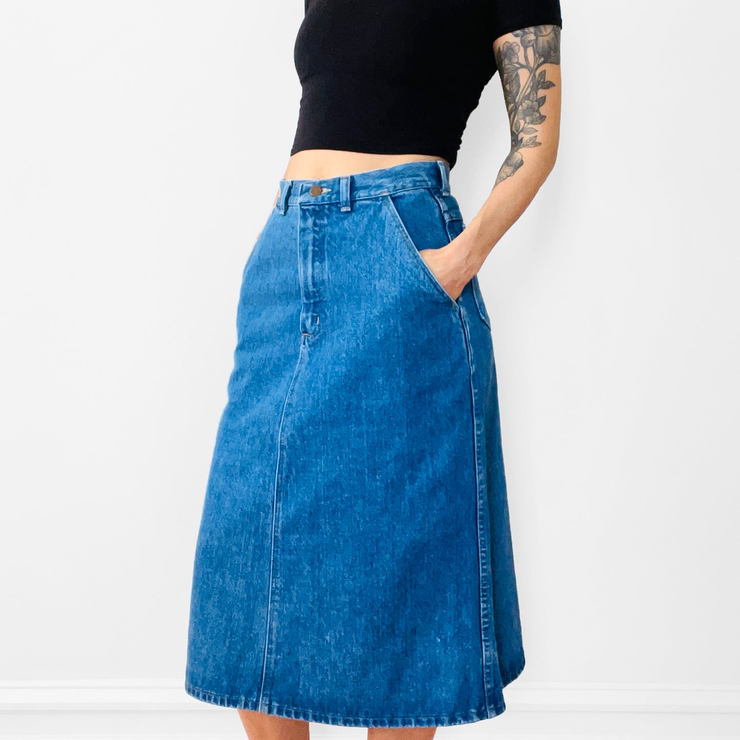 1970s WRANGLER High-Waisted Aline Denim Jean Skirt - Waist 27.5