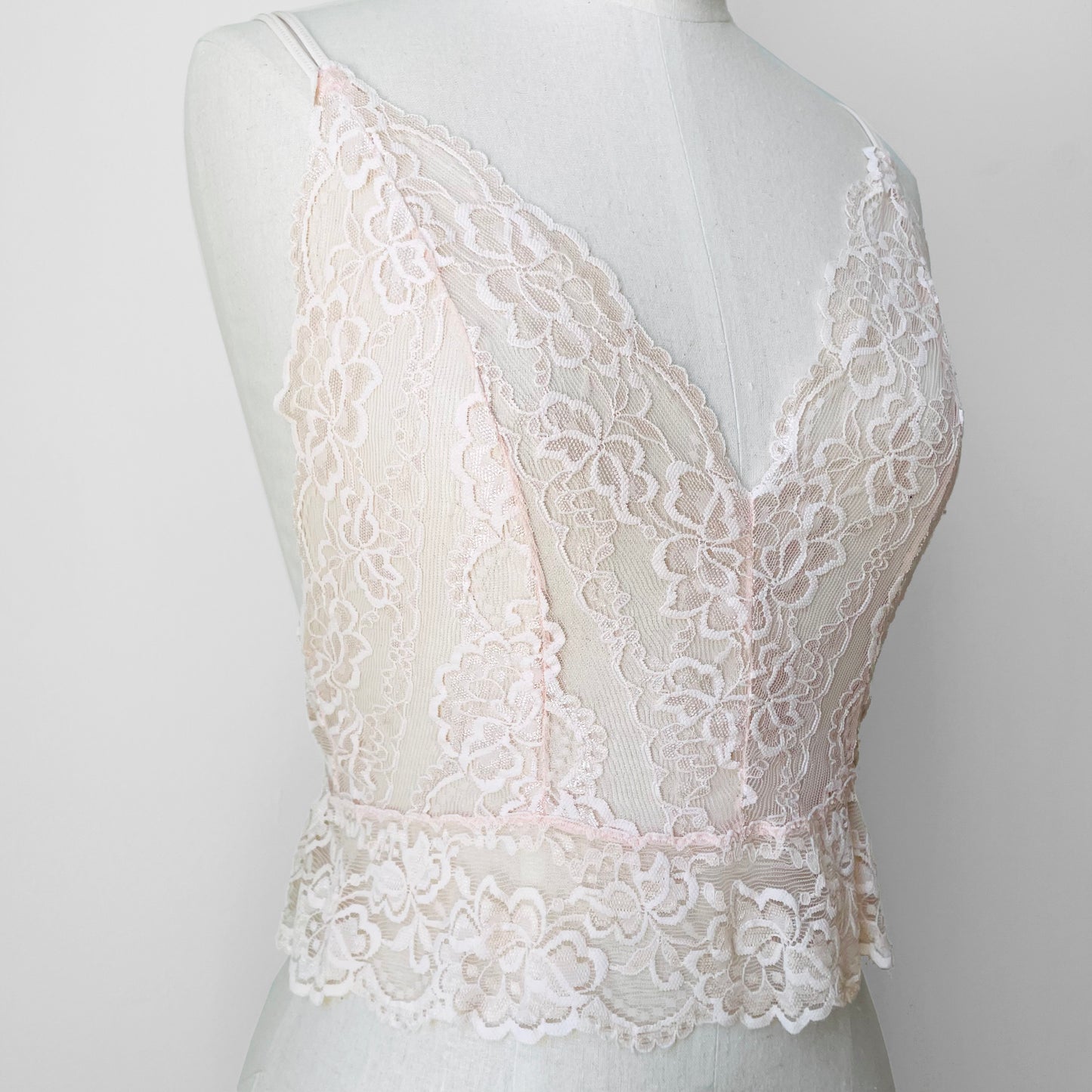 1970s Pink Lace V-Neck Cami - Sz. M