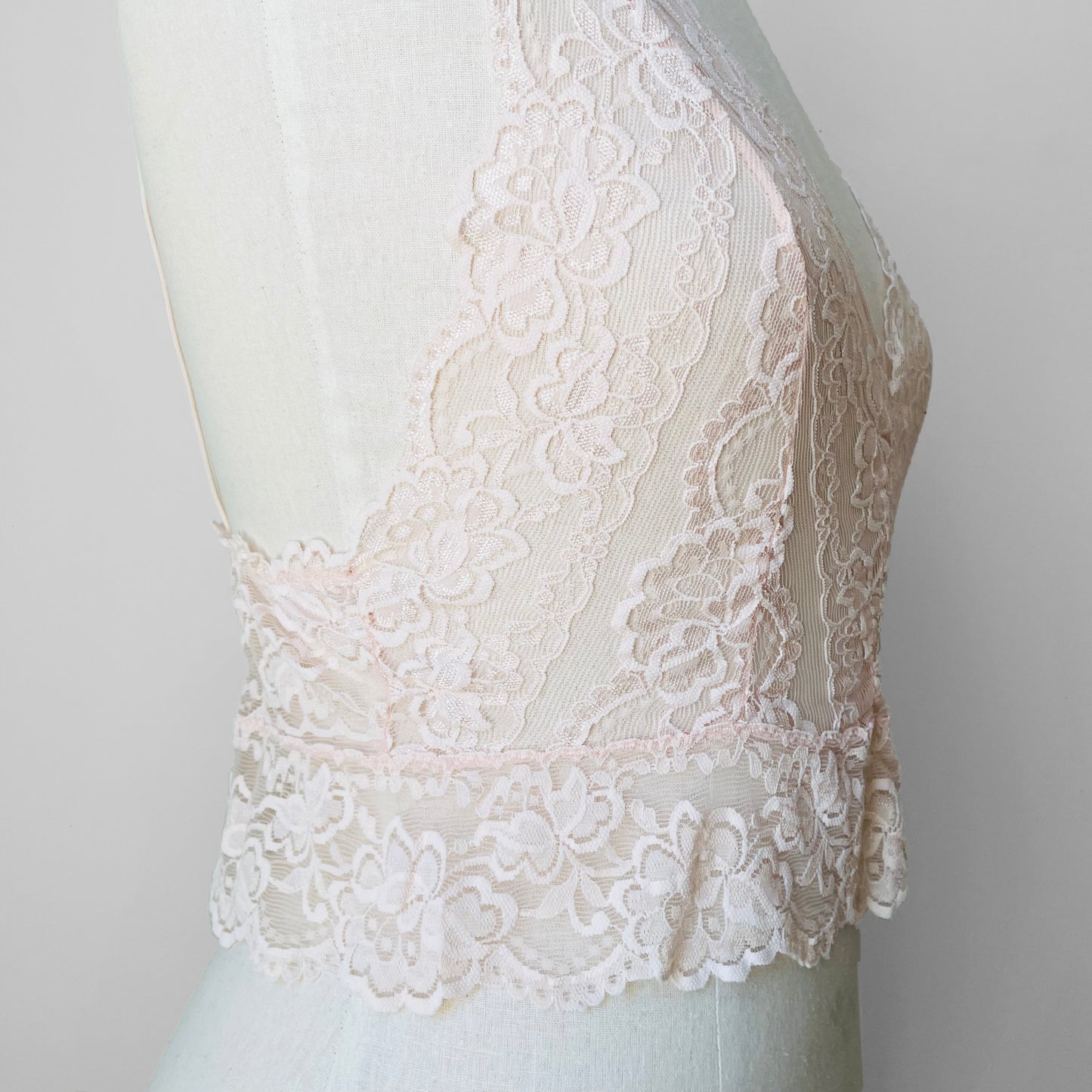 1970s Pink Lace V-Neck Cami - Sz. M