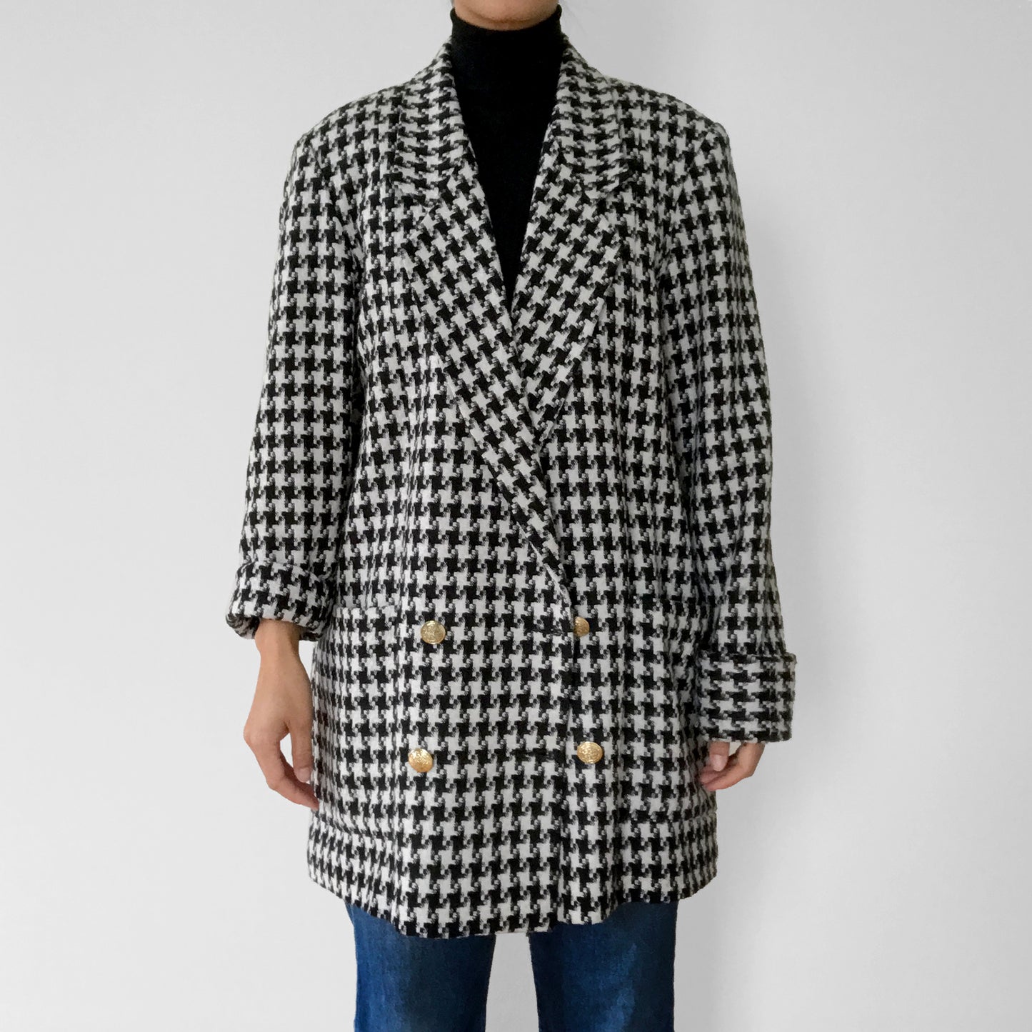 1980s Black and White Wool Houndstooth Double-Breasted Gold Button Blazer Jacket