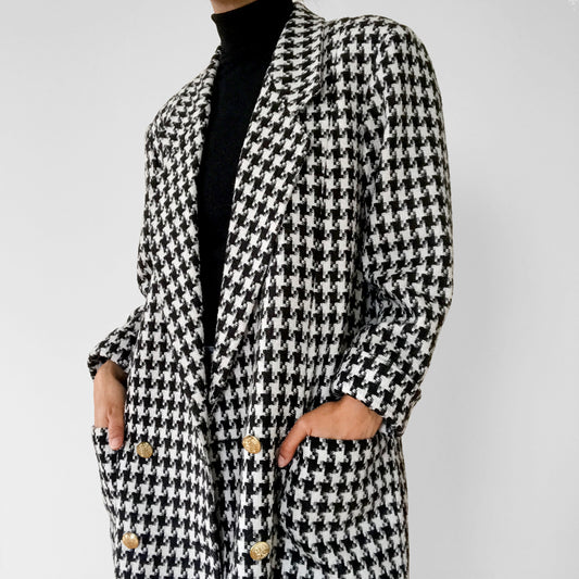 1980s Black and White Wool Houndstooth Double-Breasted Gold Button Blazer Jacket