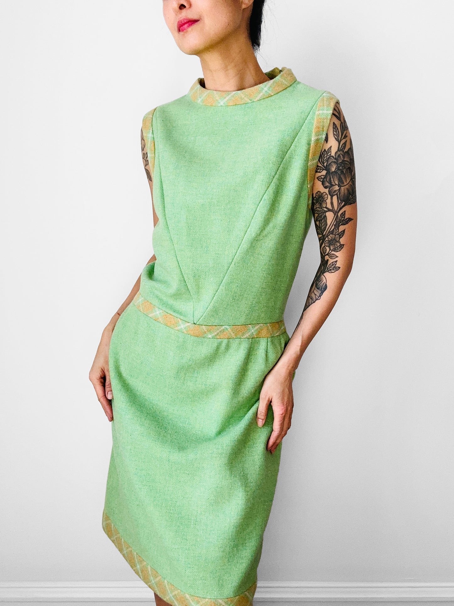 1960s Apple Green and Plaid Trimmed Wool Lined Sleeveless Drop Waist Shift Dress - Sz. S