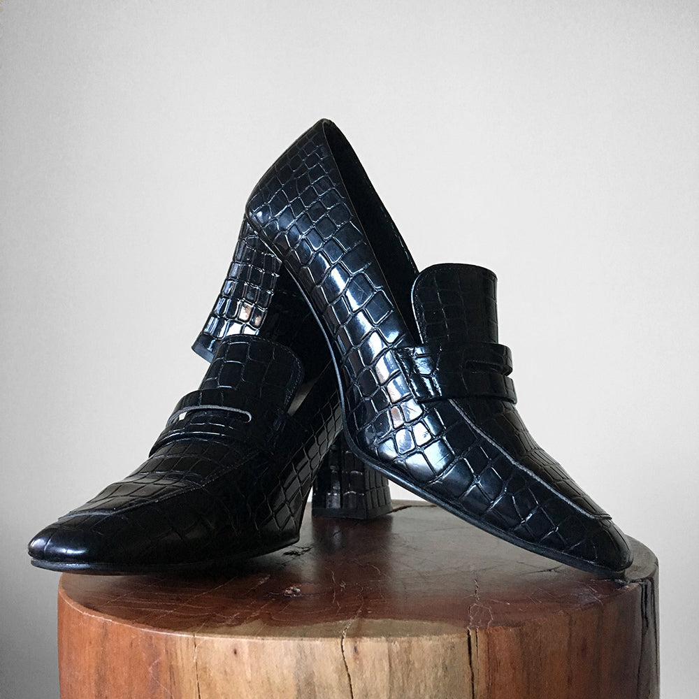 1990s Patent Leather Textured Block Heel Shoe