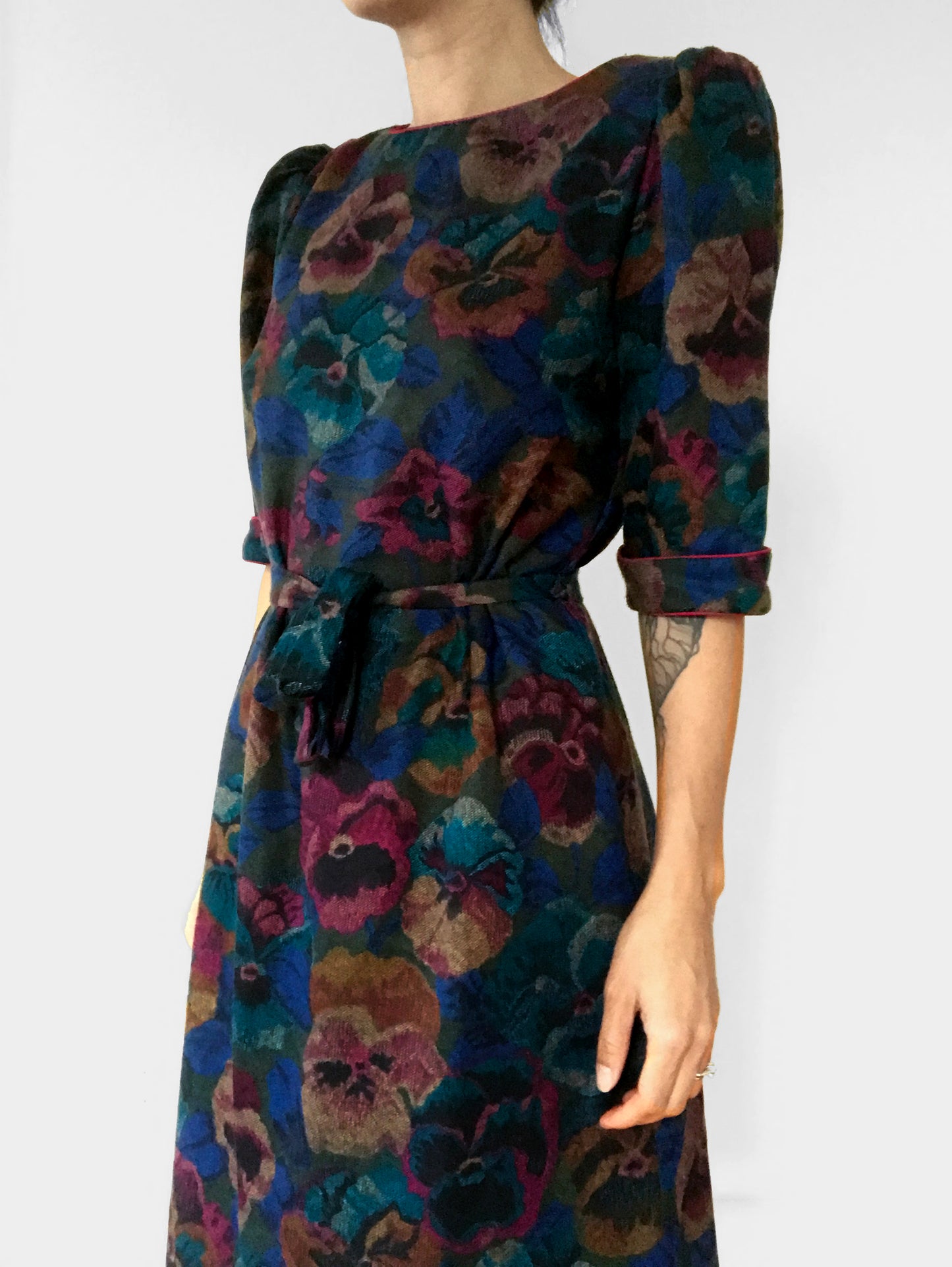 1970s Jewel-Toned Half-Sleeve Pleated-Shoulder Belted Knee-Length Floral Dress