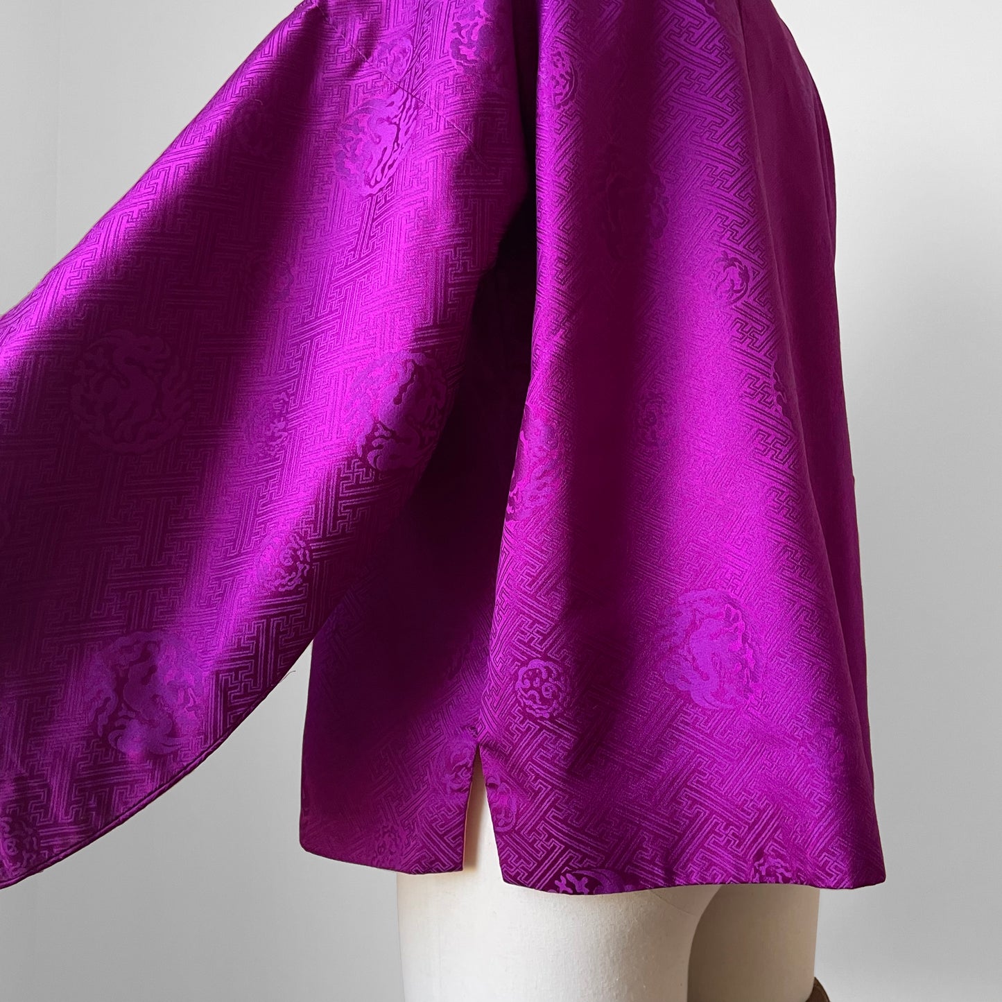 1960s Purple and Coral Silk Reversible Faux-Jade Jeweled Kimono Haori Jacket