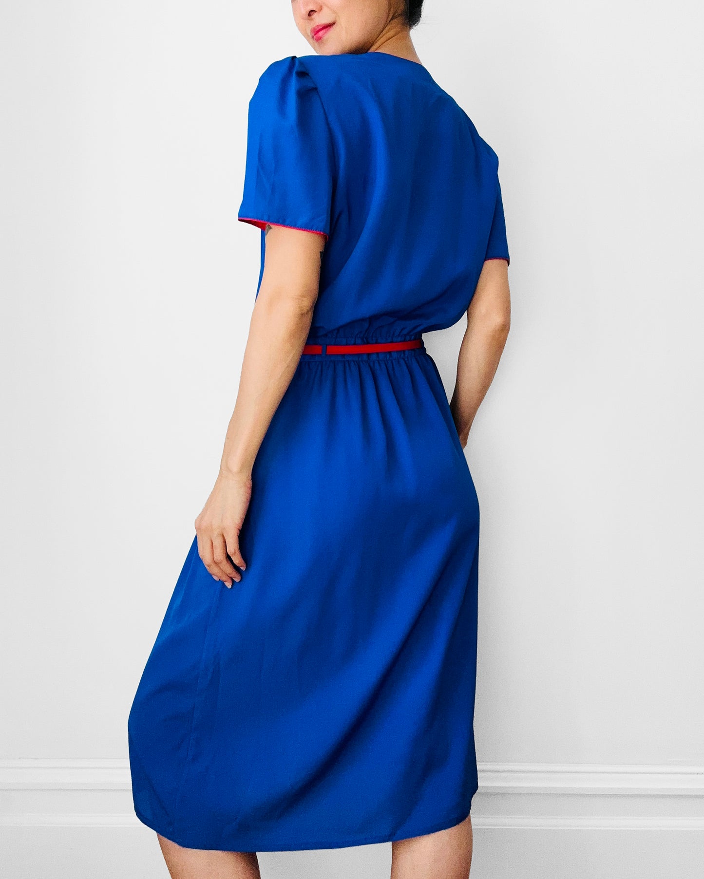 1980s Cobalt Blue and Red Button-Front Trimmed Belted Fit and Flare Dress - S/M