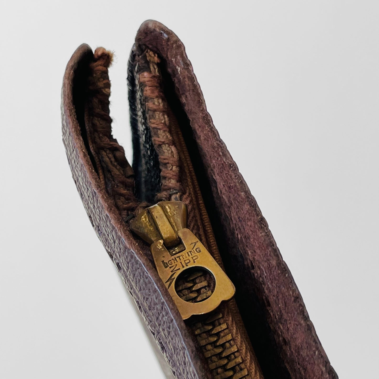 1930s -1940s Tooled Leather Zip Belt Wallet