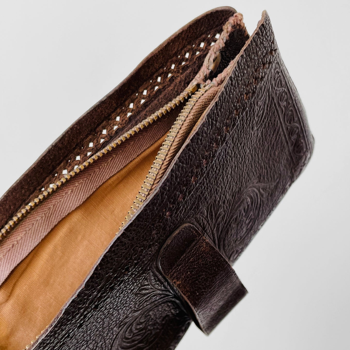 1930s -1940s Tooled Leather Zip Belt Wallet