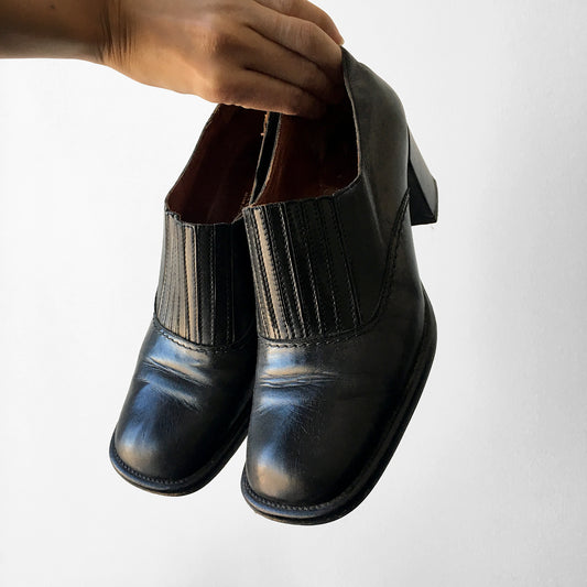 Made in Italy Black Leather Block Heel Slip-On Shoe