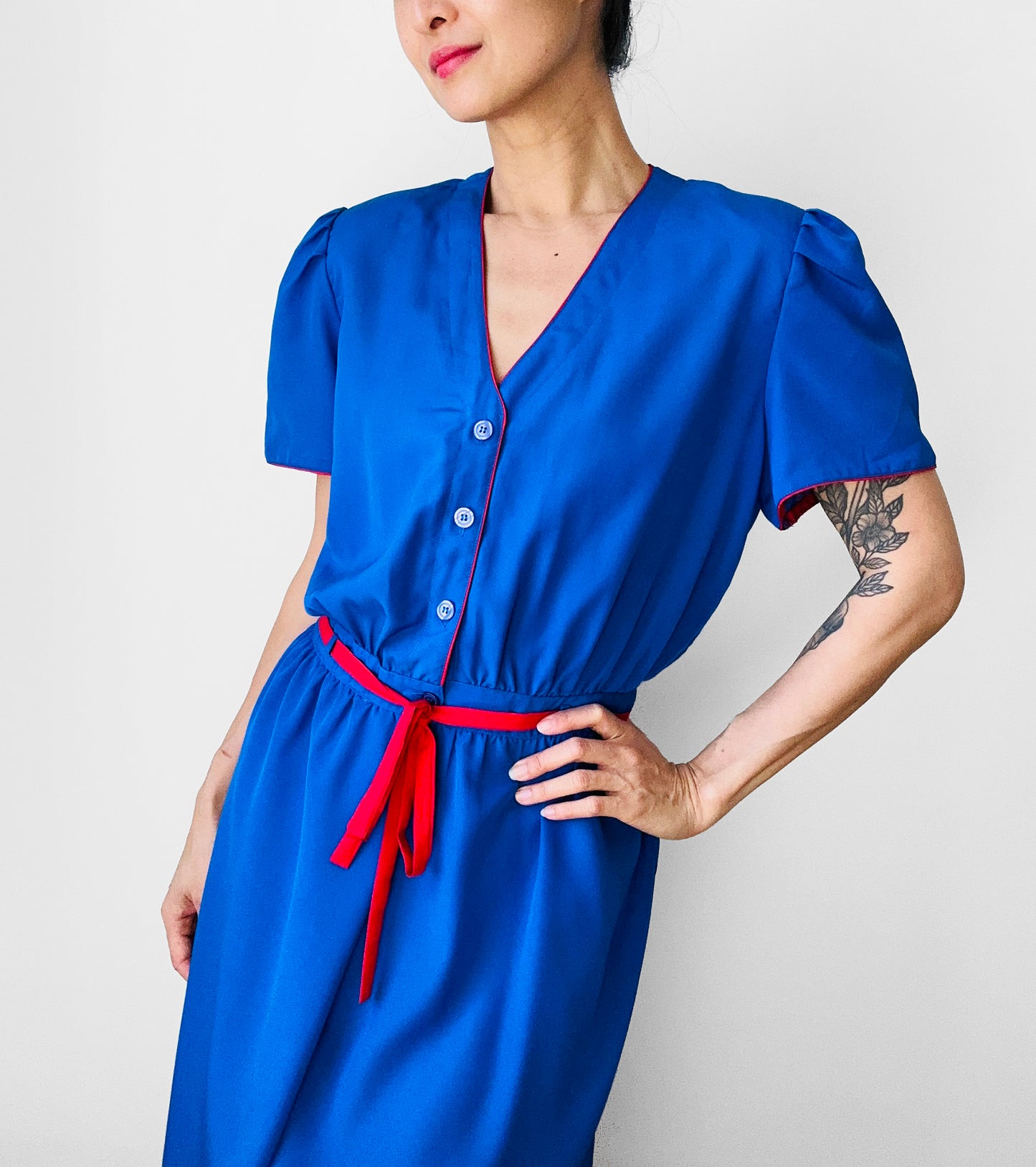 1980s Cobalt Blue and Red Button-Front Trimmed Belted Fit and Flare Dress - S/M