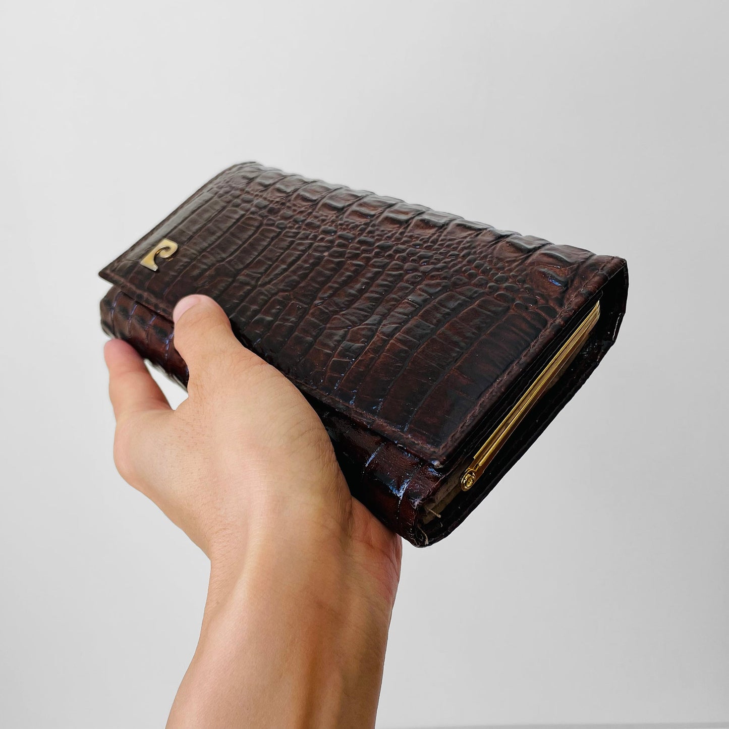 1970s Textured Dark Brown Faux-Leather Accordion Wallet