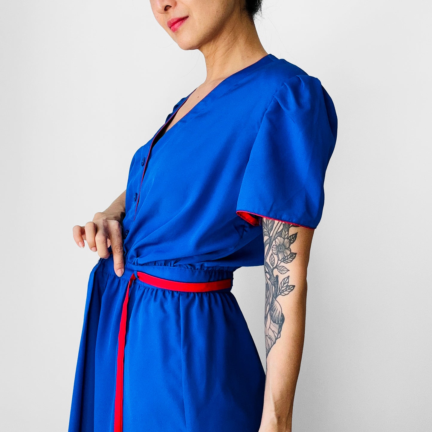 1980s Cobalt Blue and Red Button-Front Trimmed Belted Fit and Flare Dress - S/M