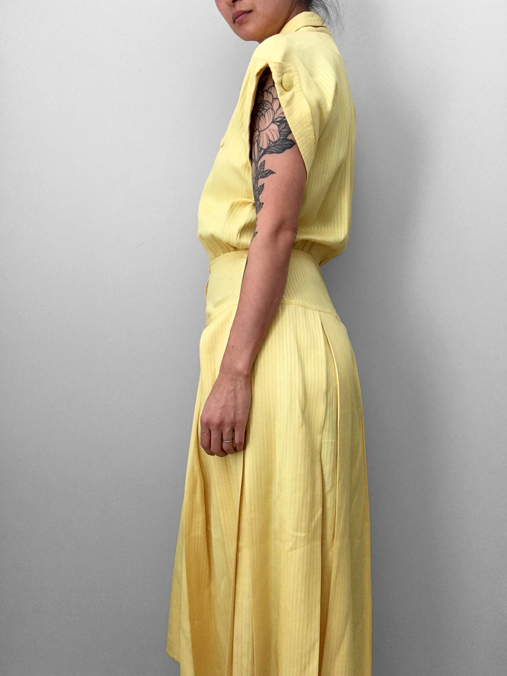 1980s Long Yellow Button-Front Collared Sleeveless Pleated Fit and Flare Dress