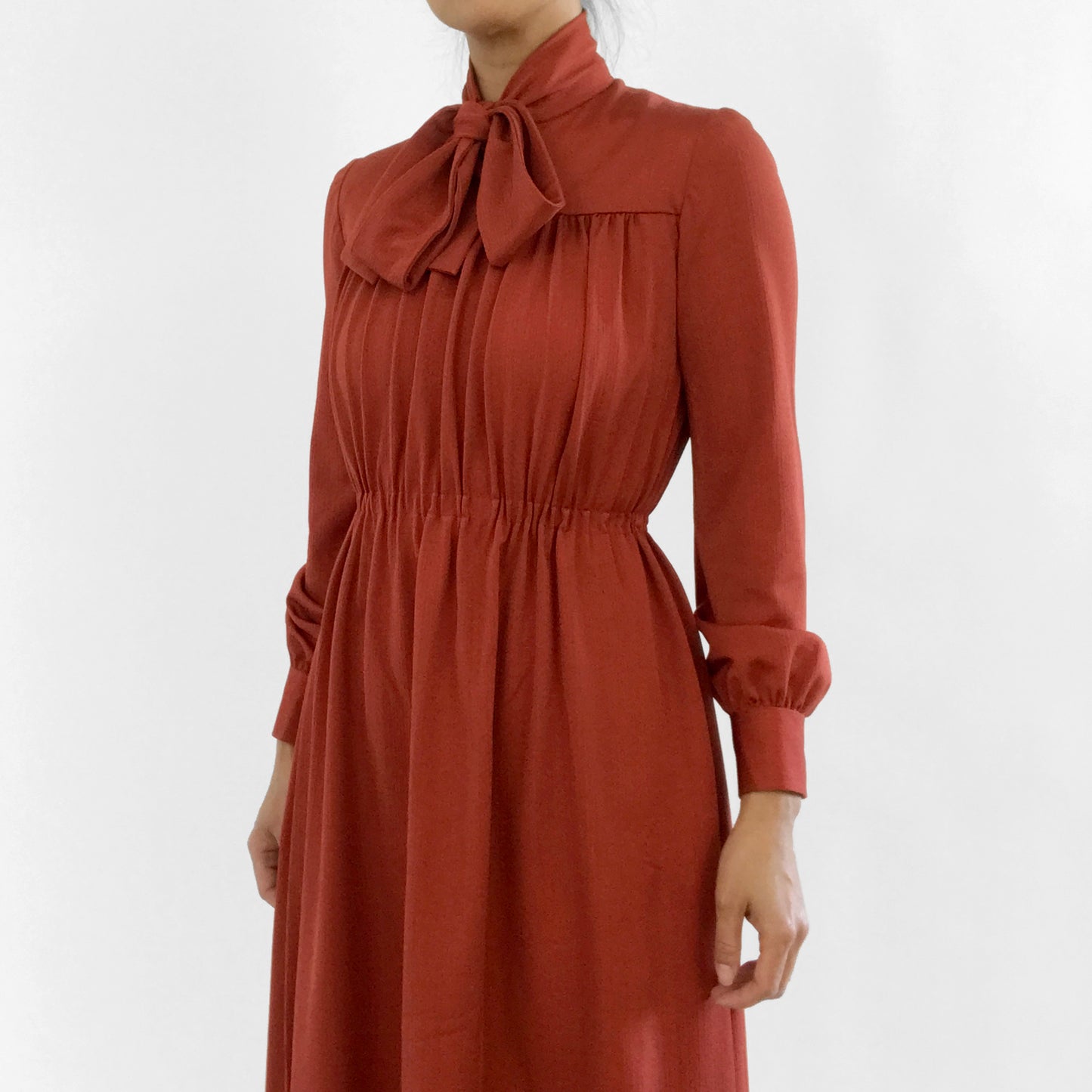 1970s Brick Red Tied-Neck Pleated Knee-Length Fit and Flare Dress