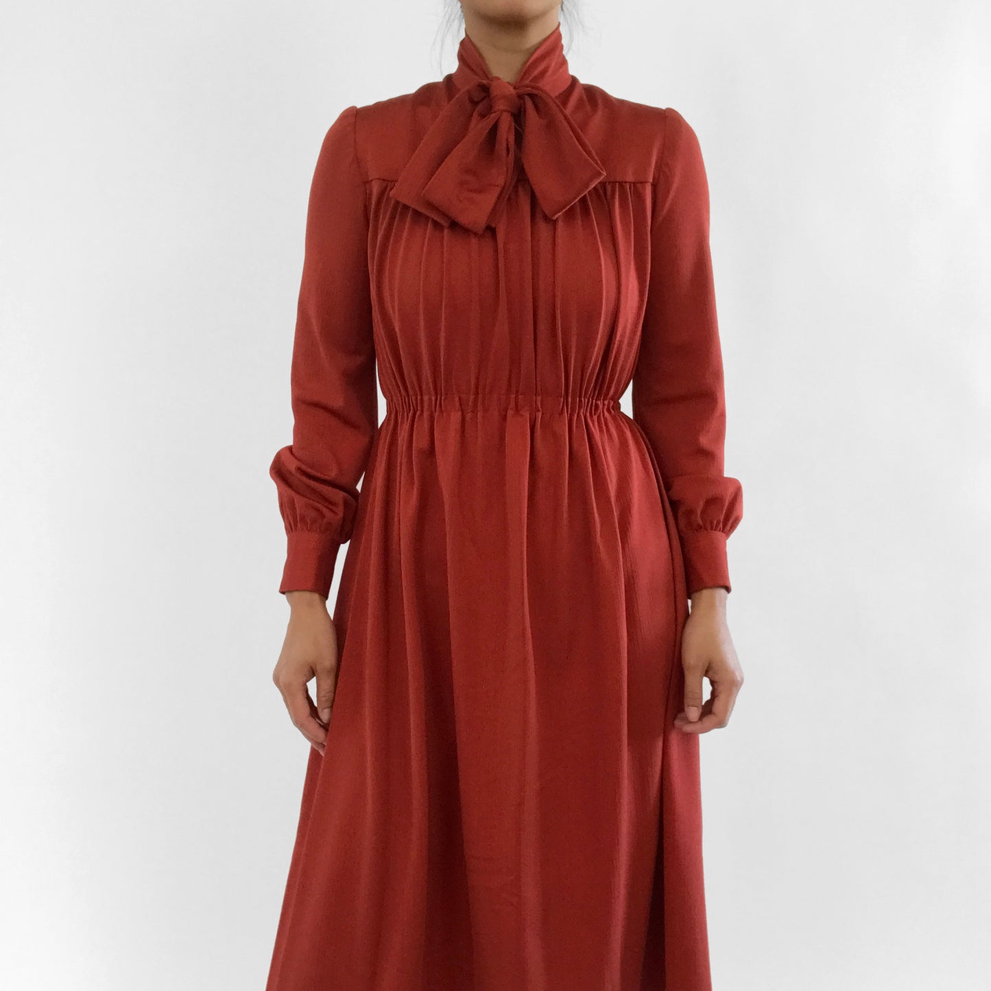 1970s Brick Red Tied-Neck Pleated Knee-Length Fit and Flare Dress