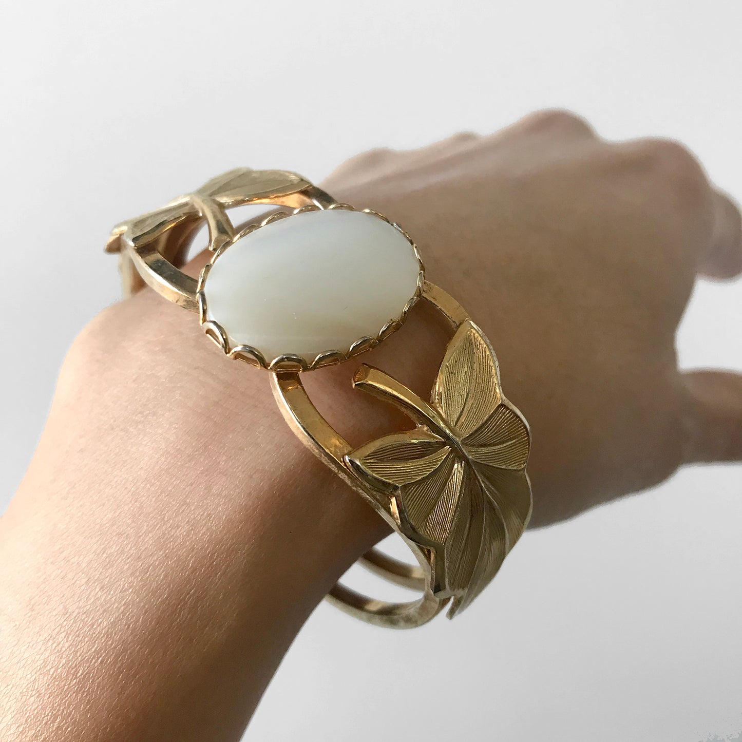 Flower and Leaf White Cabochon Carved Metal Hand-Painted Cuff Bangle Bracelet