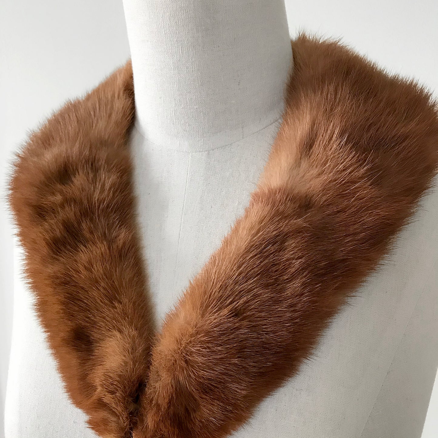 1960s Satin-Backed Removable Fur Collar