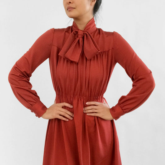 1970s Brick Red Tied-Neck Pleated Knee-Length Fit and Flare Dress