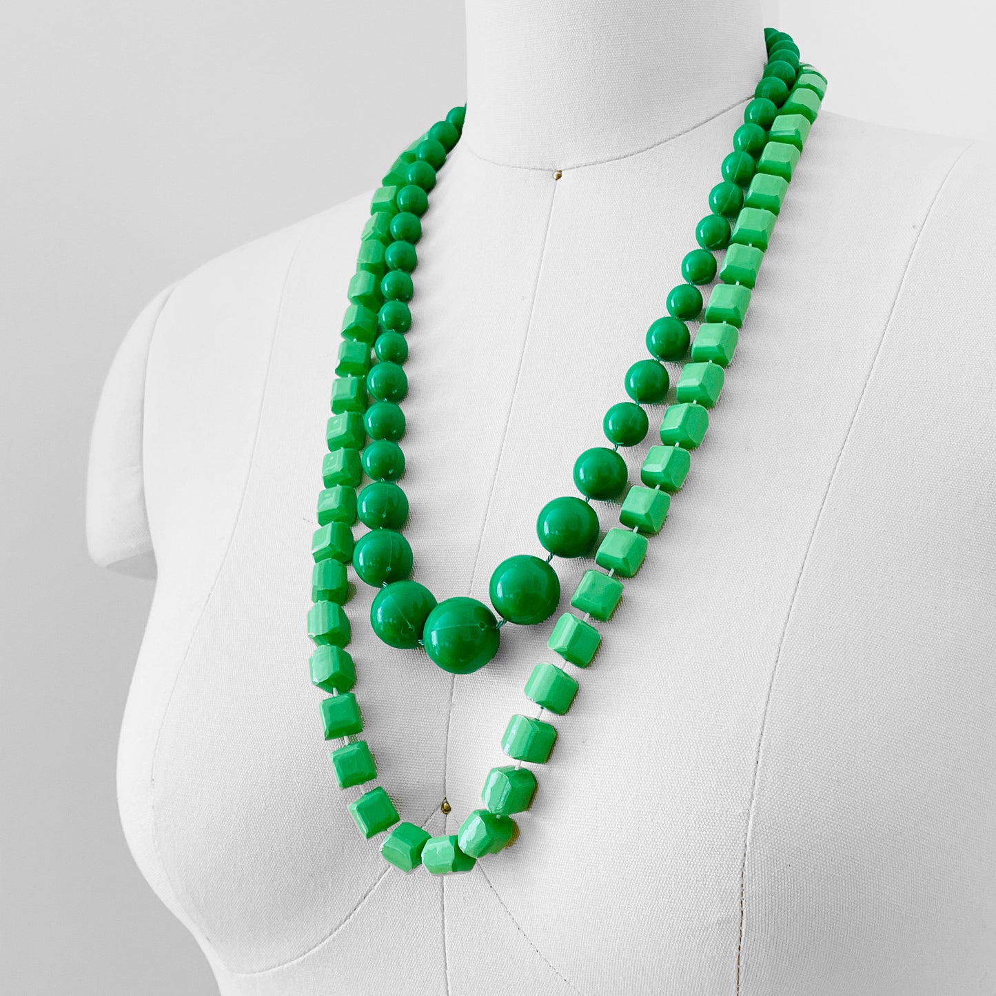 1960s Mid-Century Apple Green Two-Piece Beaded Necklace Set