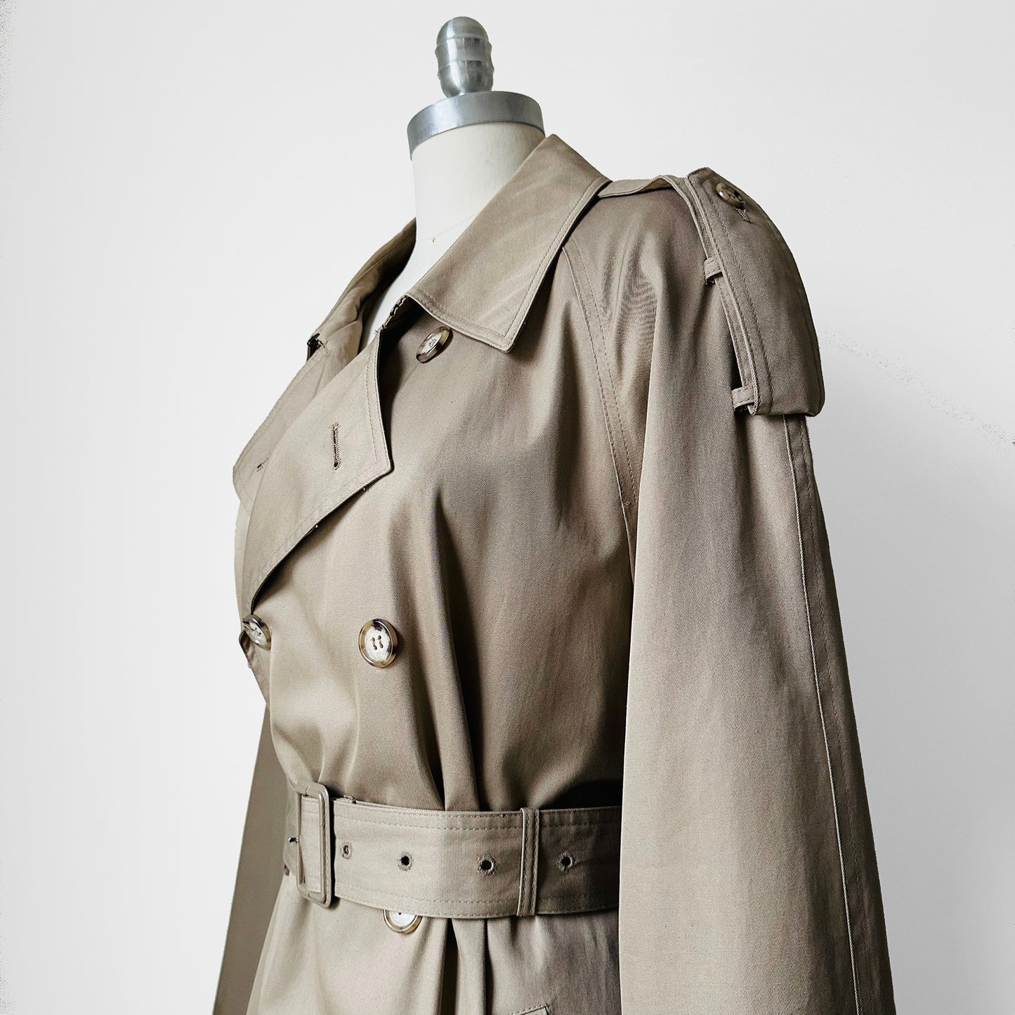 1970s - 1980s Tan Beige YSLR Yves Saint Laurent Double-Breasted Belted Trench Coat - 42/Tall