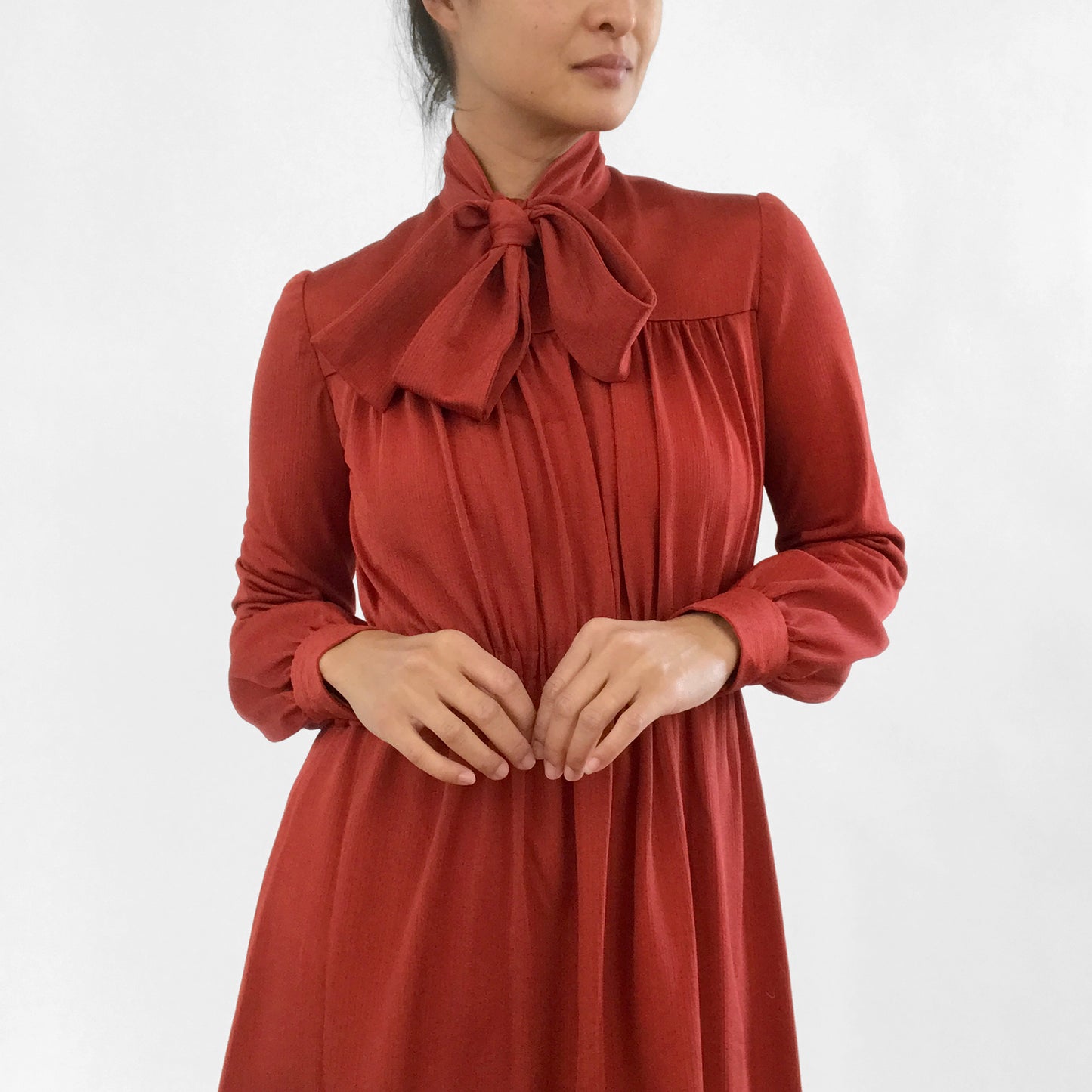 1970s Brick Red Tied-Neck Pleated Knee-Length Fit and Flare Dress