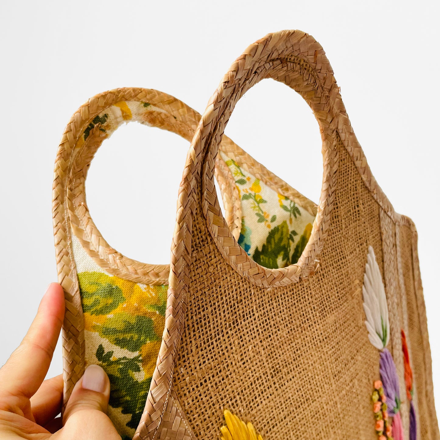 1960s Mid-Century Floral Woven Straw Top-Handle Basket Tote Bag