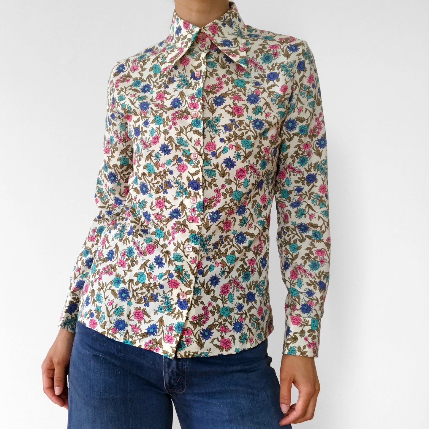 1970s Made in Canada Floral Wide-Lapel Button-Front Shirt