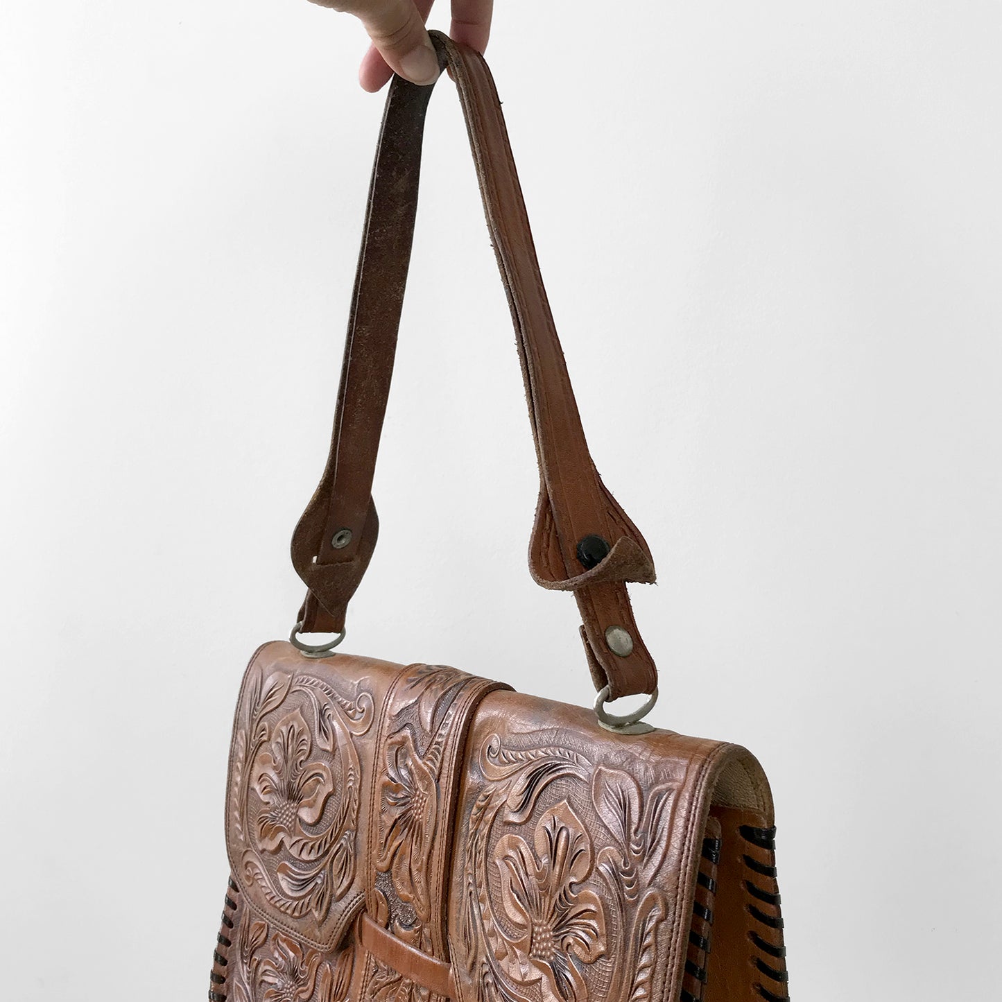 1940s Brown Tooled-Leather Handbag