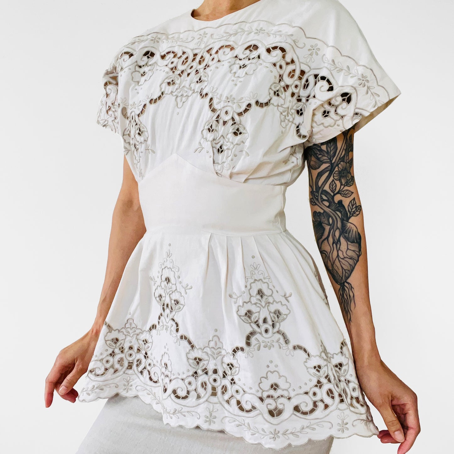 1980s Made in the USA Chiffon-White Eyelet Lace Floral Embroidered Peplum Knee-Length Dress