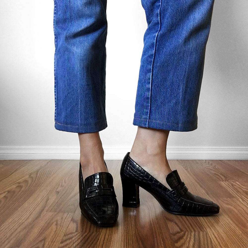 1990s Patent Leather Textured Block Heel Shoe