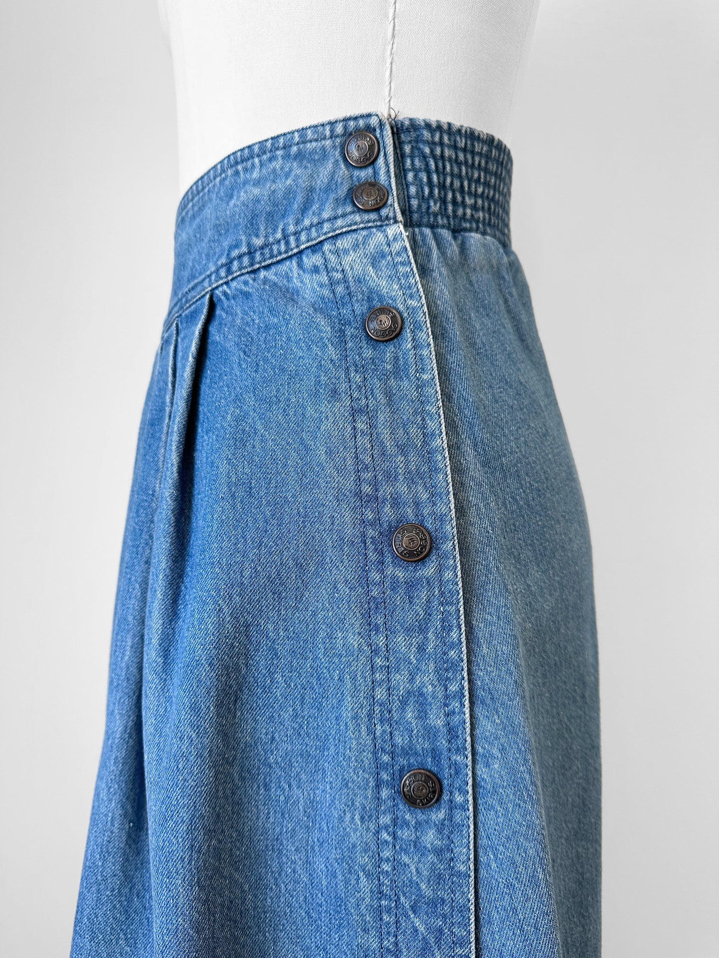 1980s Sasson Pleated Side Snap Button Midi-Length Medium Wash Denim Blue Jean Skirt - Waist 32