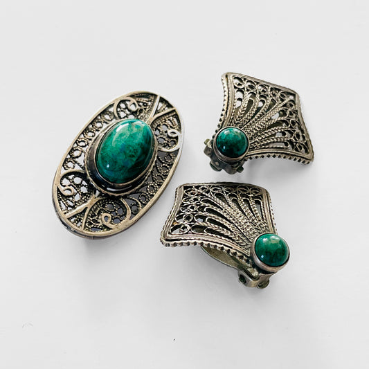 Silver-Toned Filigree Green Cabochon Stone Brooch and Clip Earrings Set