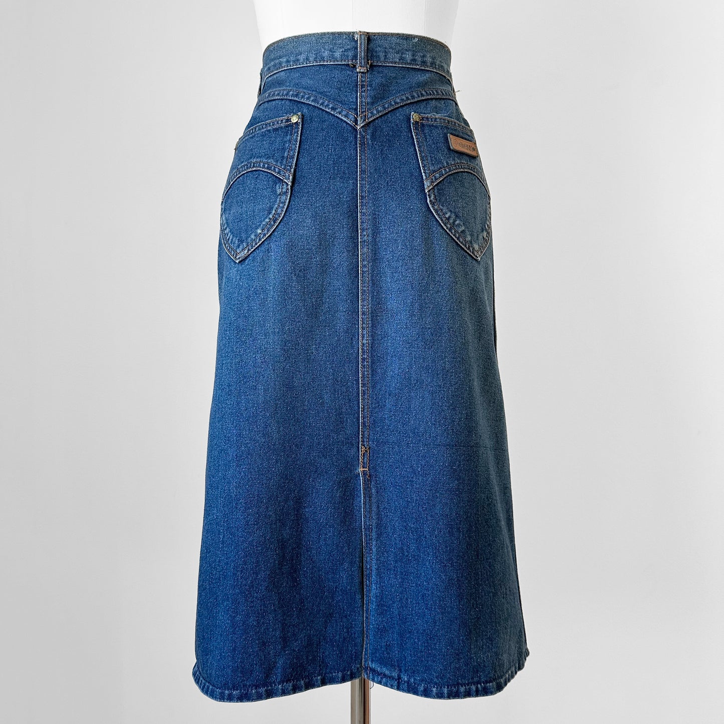 1980s Gitano Knee-Length Well-Worn Distressed Blue Jean Denim Skirt - Waist 28