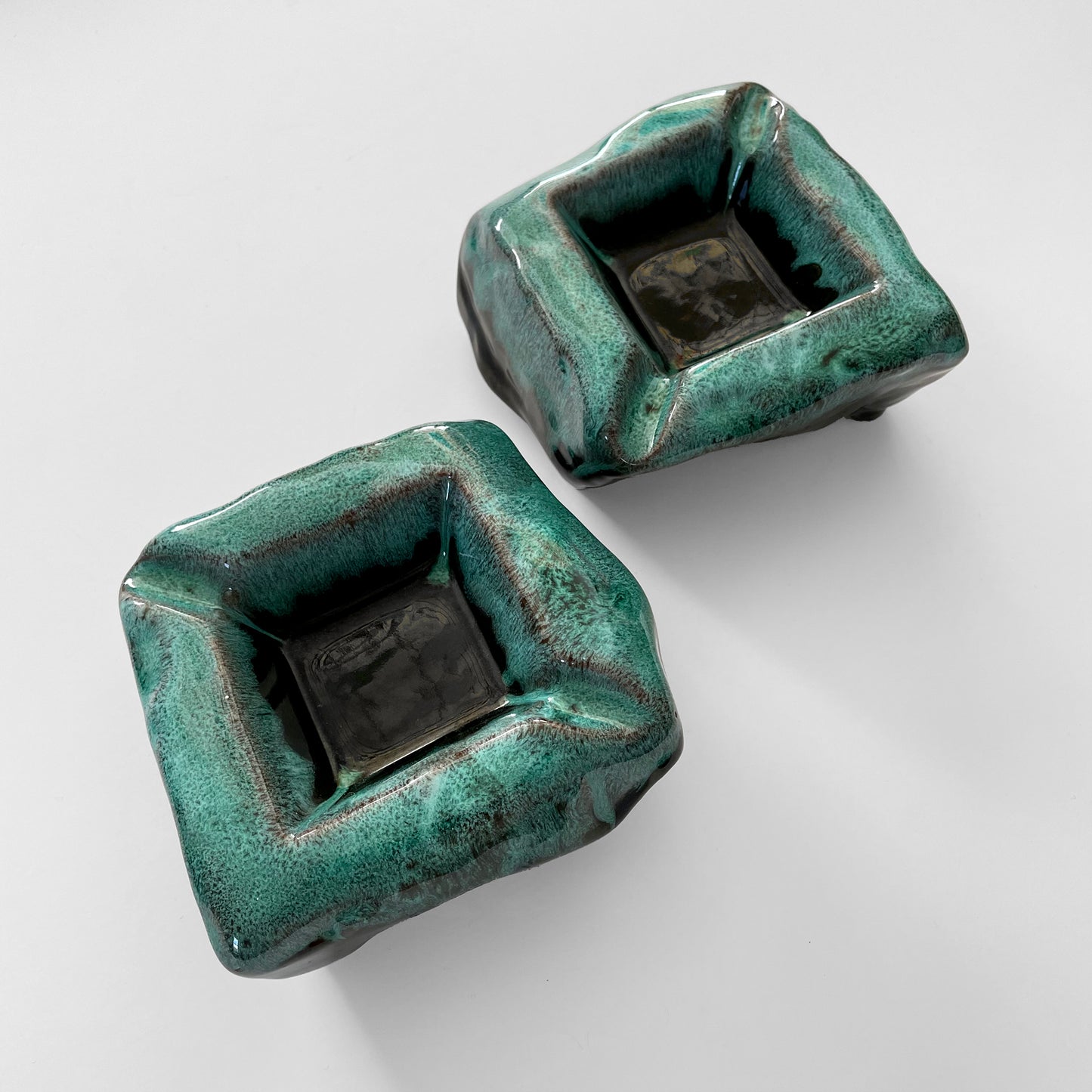 1960s MCM Mid-Century Modern Made in Canada Green Glazed Ceramic Pottery Ashtray Set