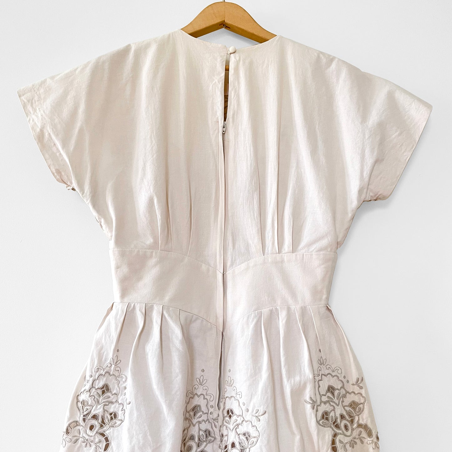 1980s Made in the USA Chiffon-White Eyelet Lace Floral Embroidered Peplum Knee-Length Dress