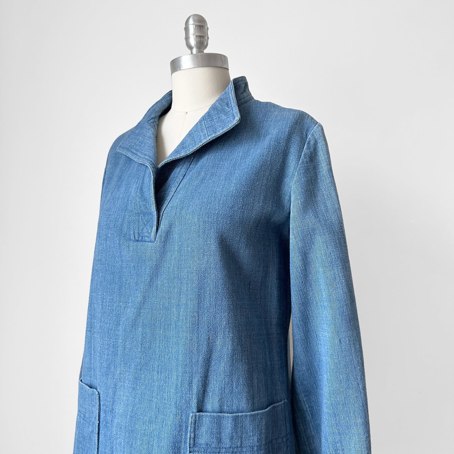 1960s - 1970s Soft Light Wash Denim Chambray Zip Back Shirt - S/M