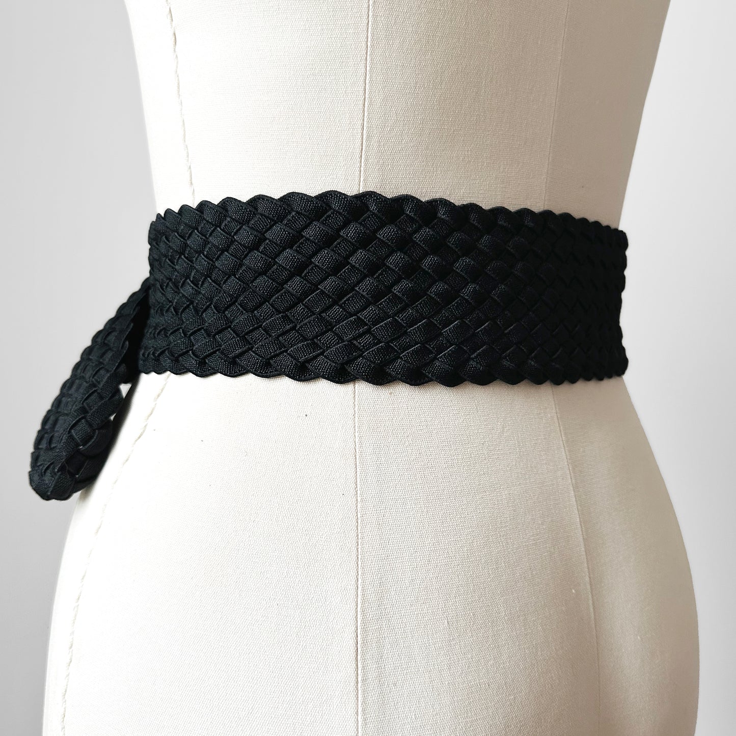 Black Wide Braided Woven Elastic Textile Statement Belt - O/S