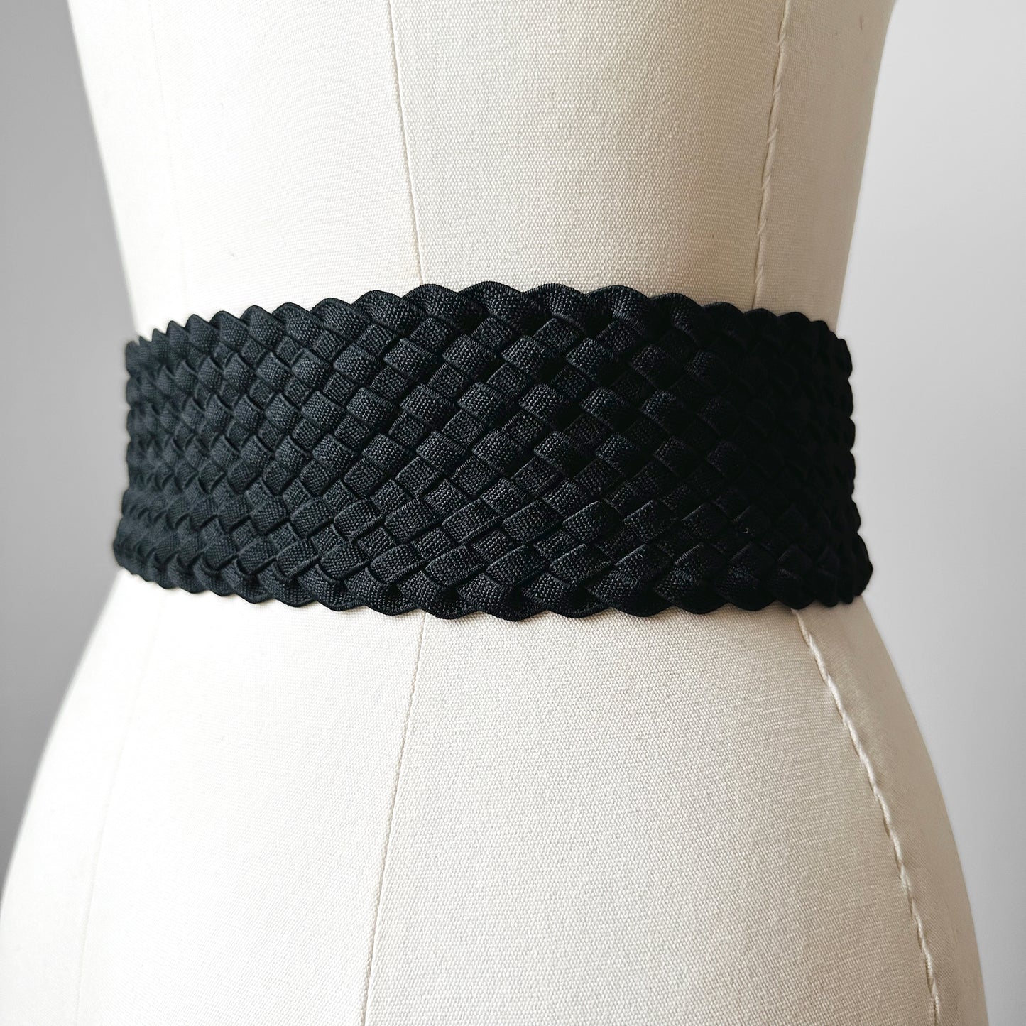 Black Wide Braided Woven Elastic Textile Statement Belt - O/S