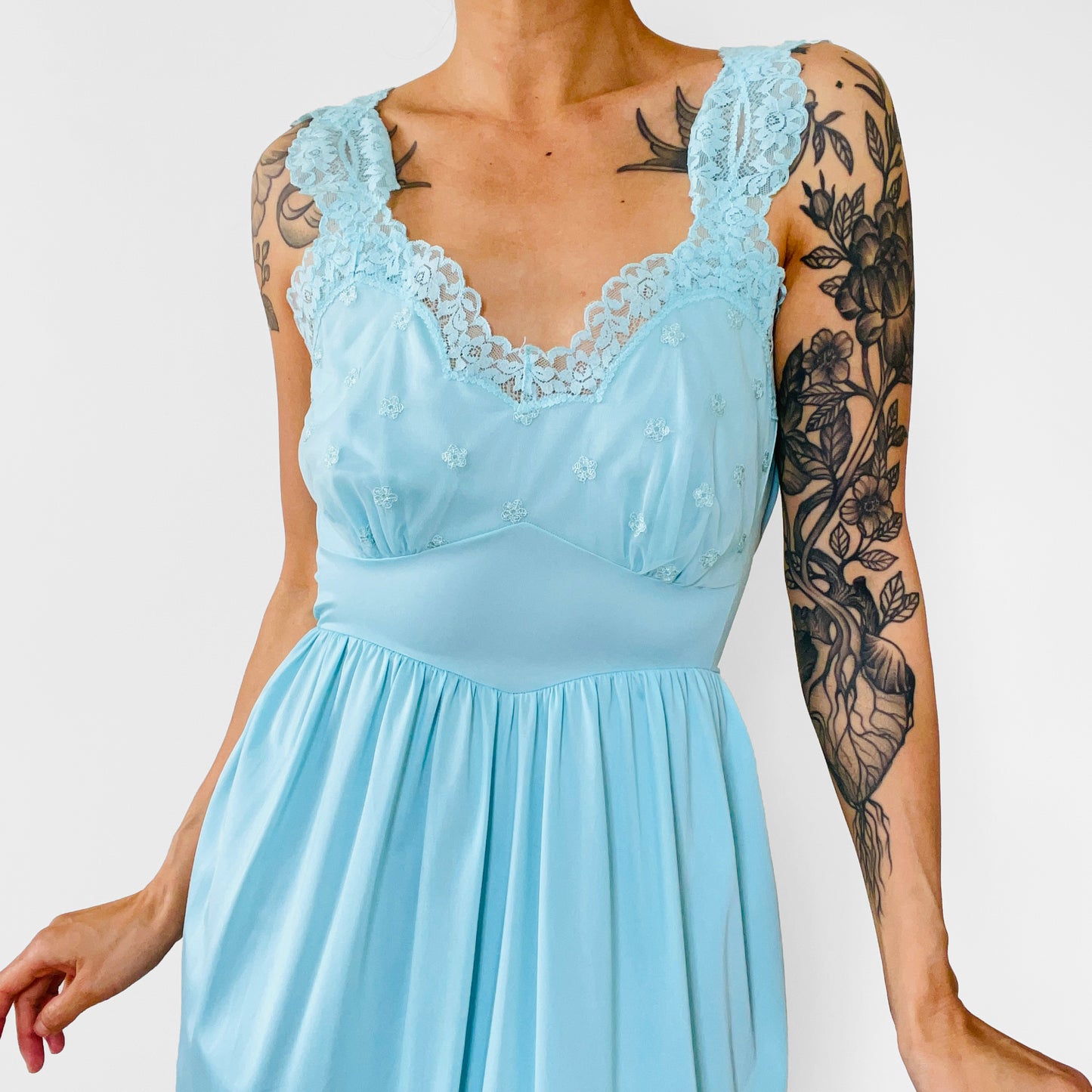 1960s Blue Turquoise Lace Sweetheart Neck Belted Slip Night Dress - S/M